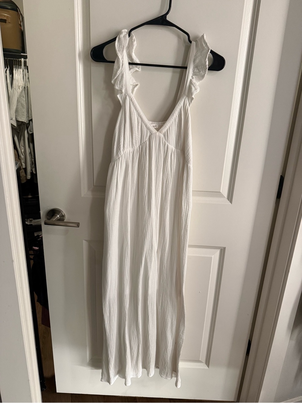 VICI- Melia Flutter Sleeve Midi Dress - White - Medium - Picture 5 of 7